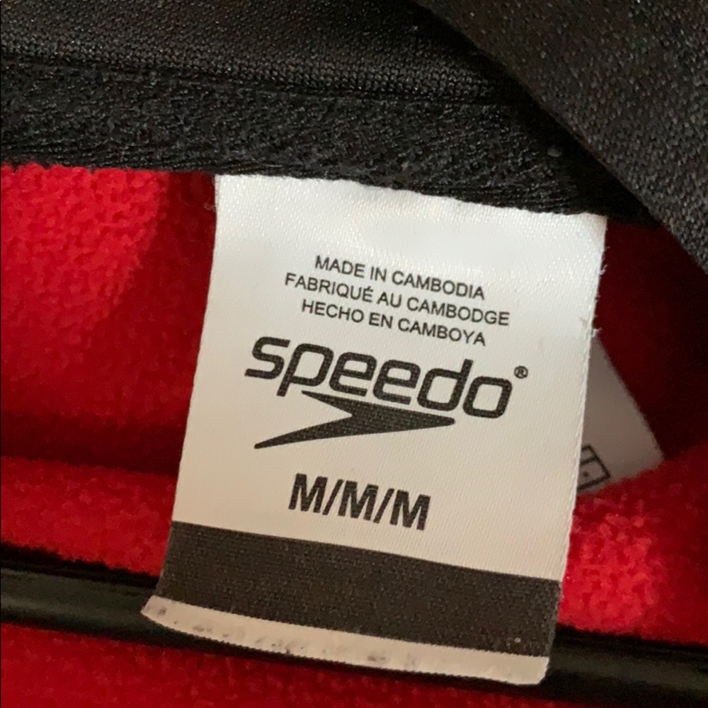 M Red Speedo warmup Jacket - Picture 4 of 4